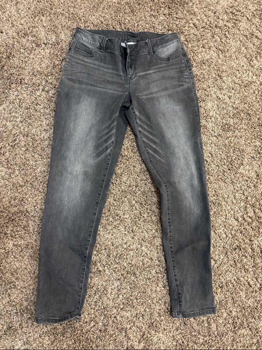Maurices Women's Charcoal Gray/Black washed Jeggins